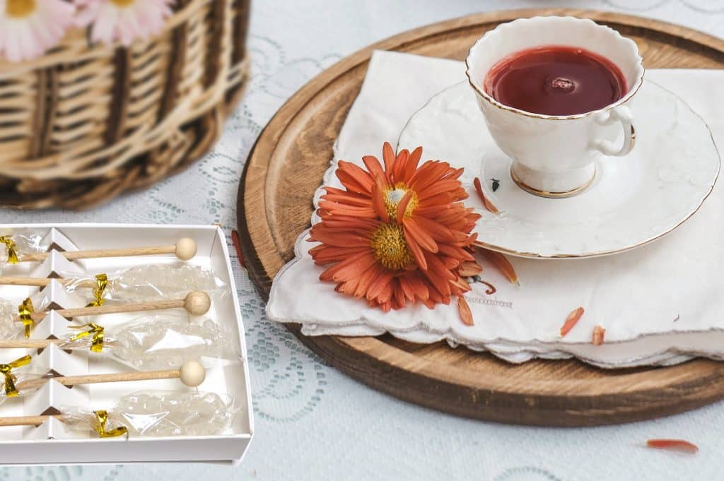 сахар леденцовый с логотипом на палочке в наборах